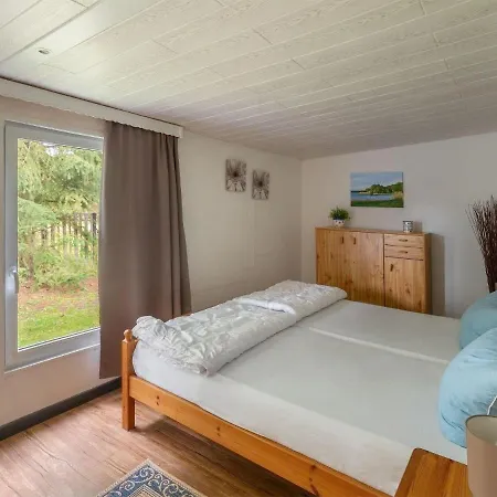 Quaint Near Forest In * Stuer